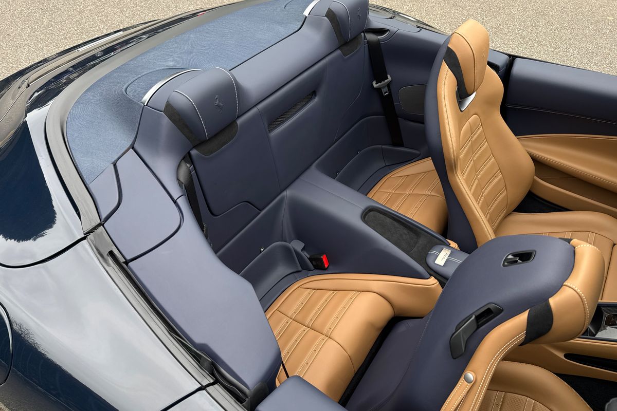 Ferrari Roma Spider