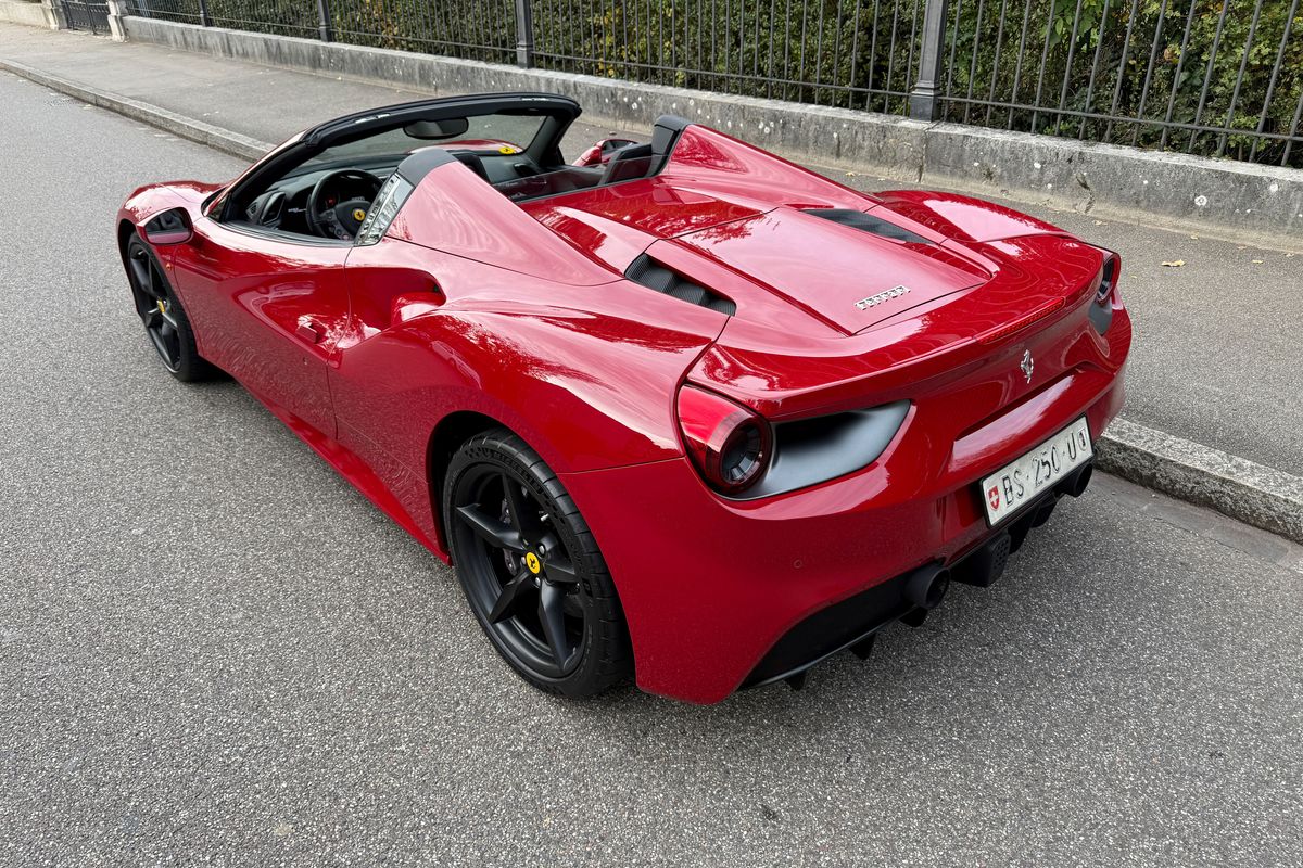 Ferrari 488 Spider
