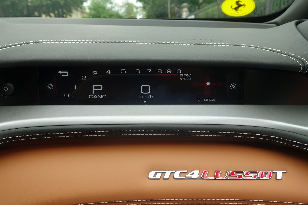 Ferrari GTC4 Lusso T