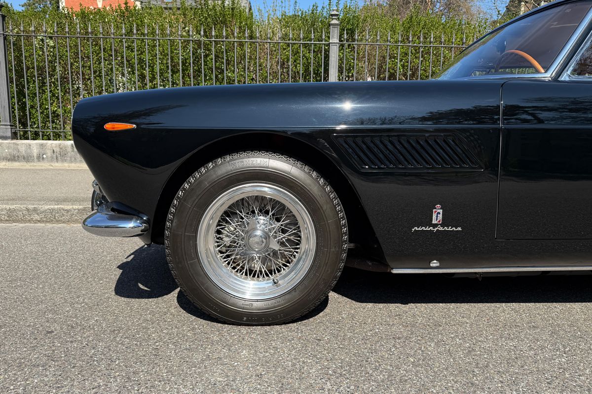 Ferrari 250 GTE