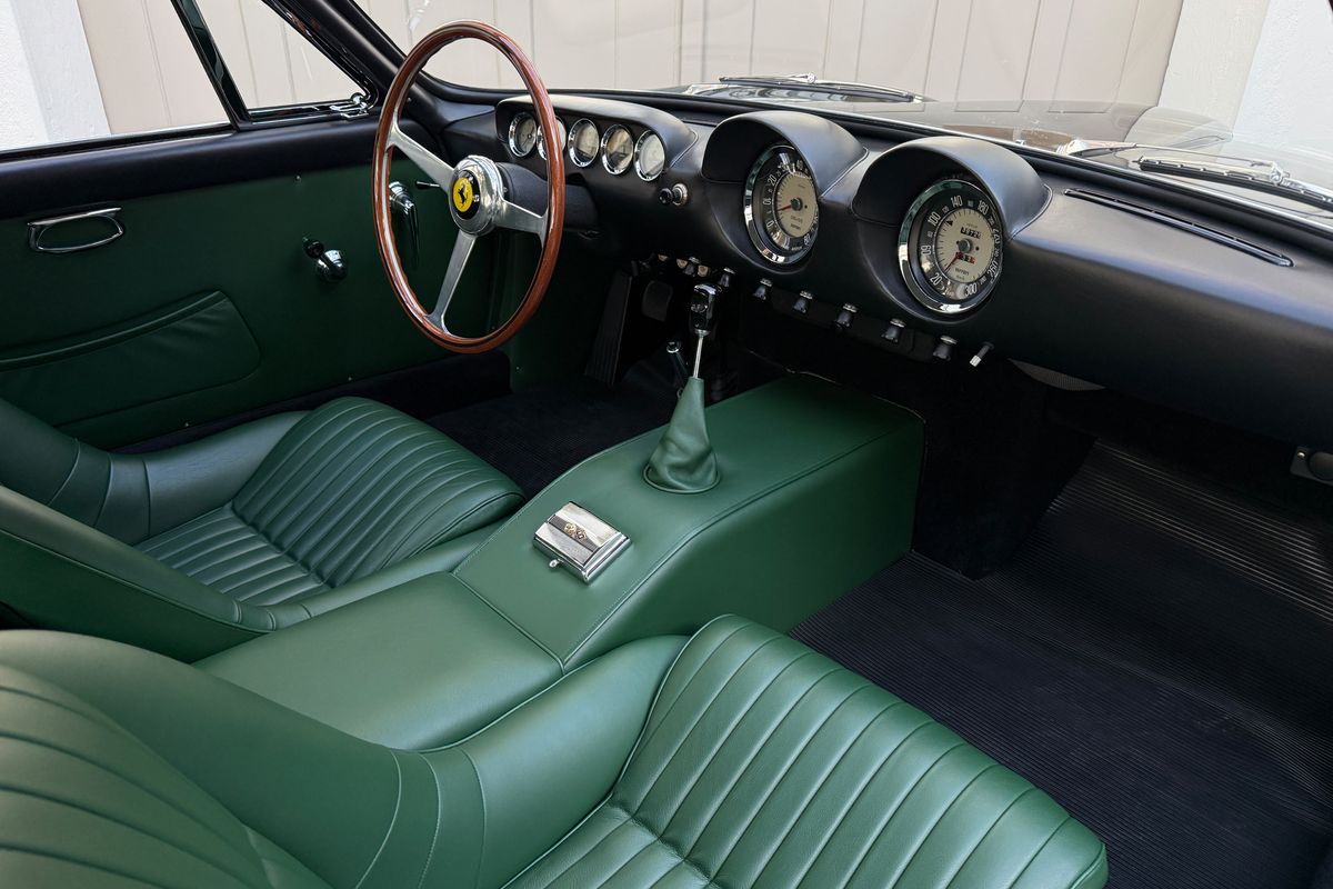 Ferrari 250 GT Lusso