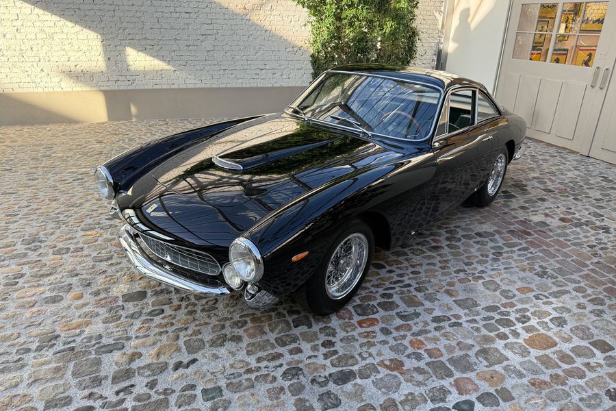 /en/stock/previously-sold/details/ferrari-250-gt-lusso/655