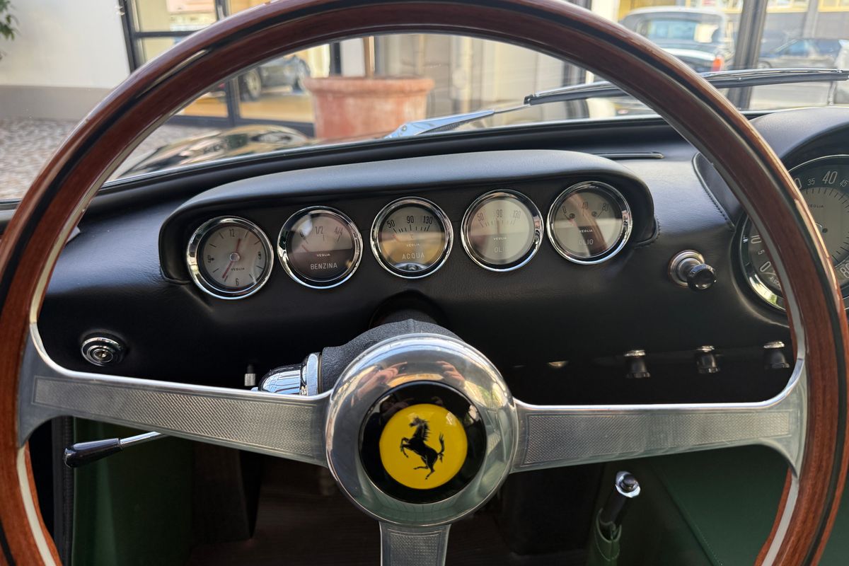 Ferrari 250 GT Lusso