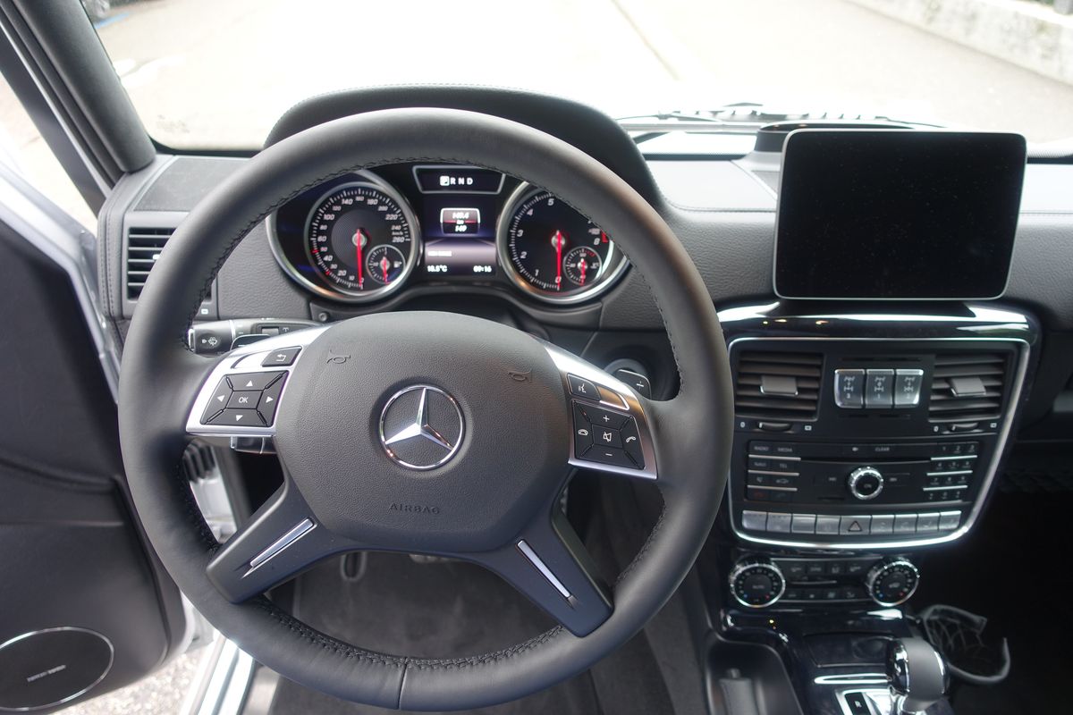 Mercedes-Benz G500