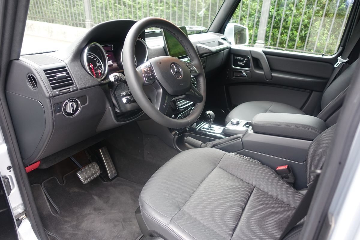 Mercedes-Benz G500