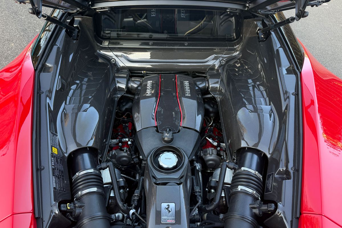 Ferrari 488 Pista