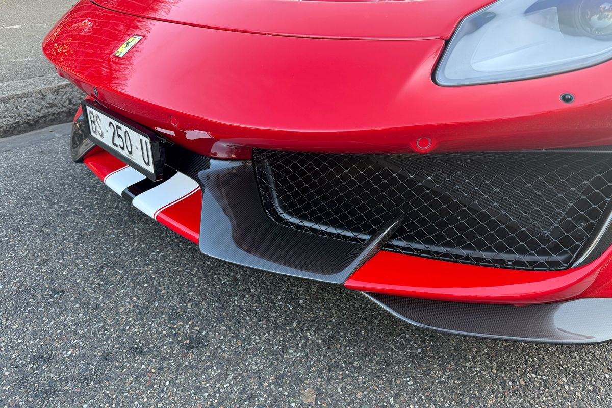 Ferrari 488 Pista
