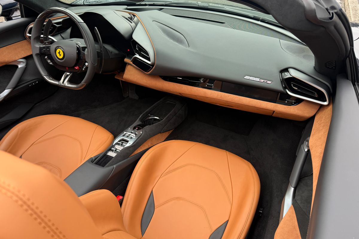 Ferrari 296 GTS