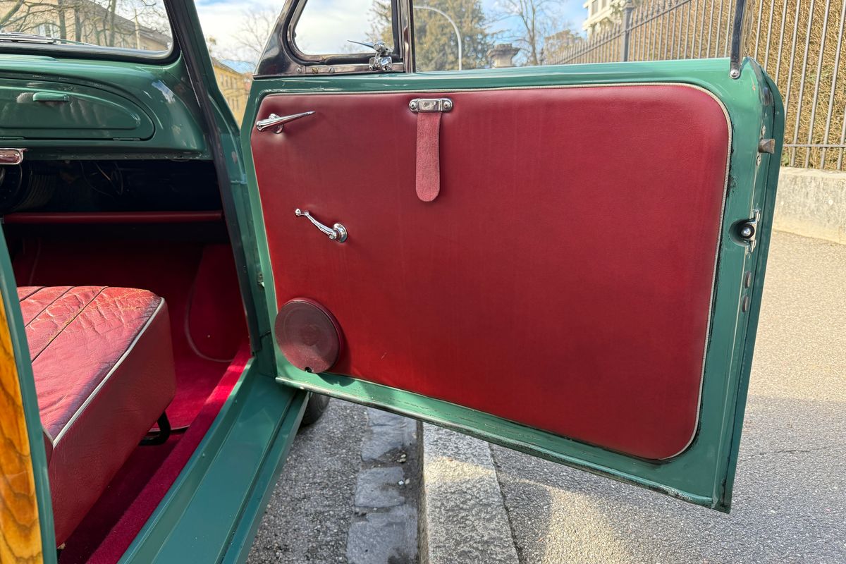 Morris Minor 1000 Traveller