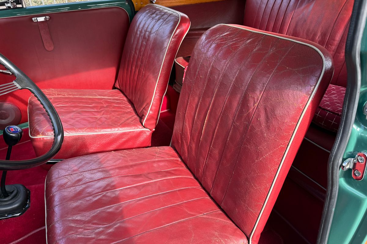 Morris Minor 1000 Traveller