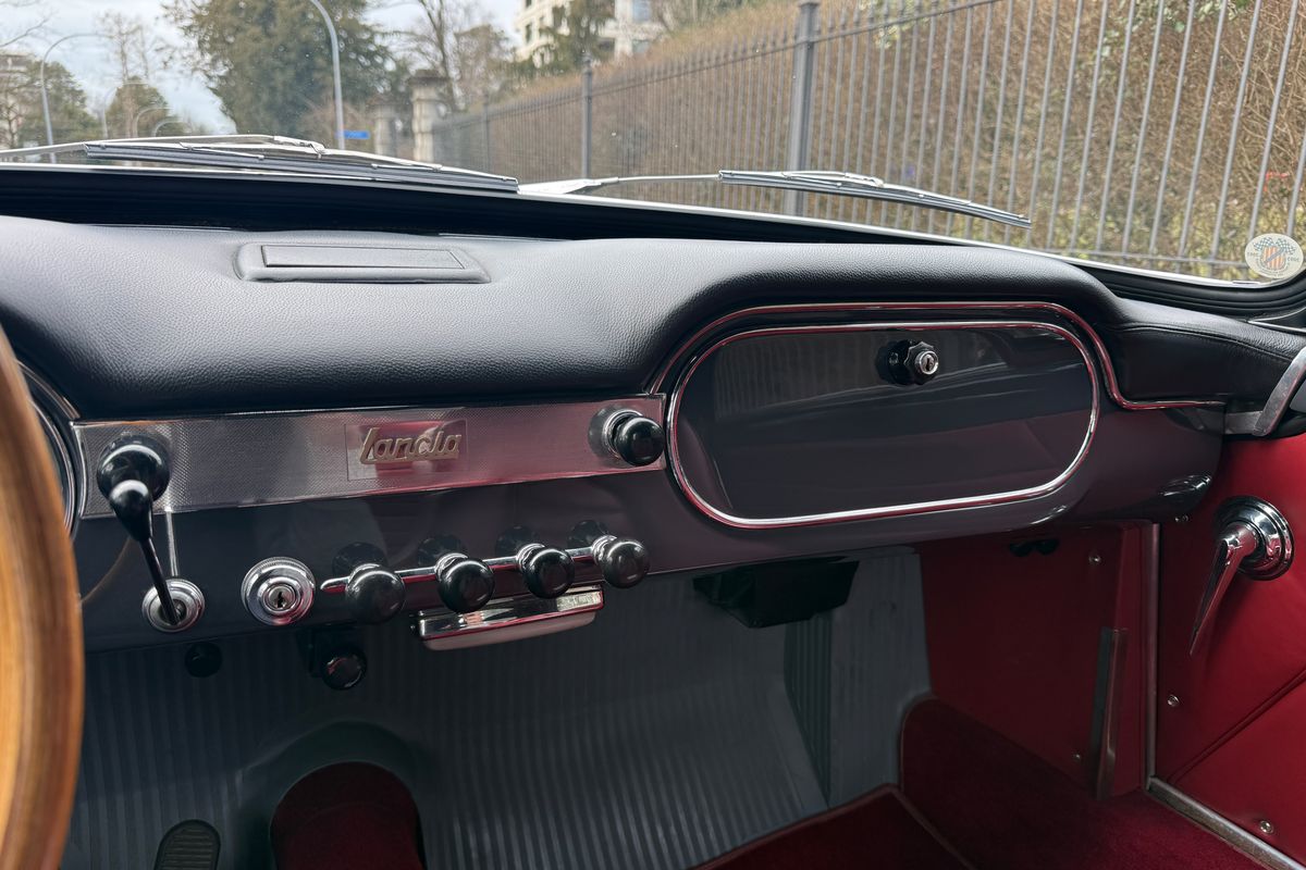 Lamcia Flaminia 2500 3C Convertible