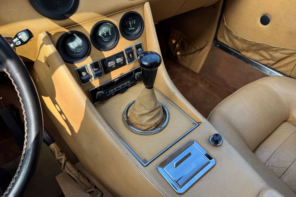 Maserati Indy 4900