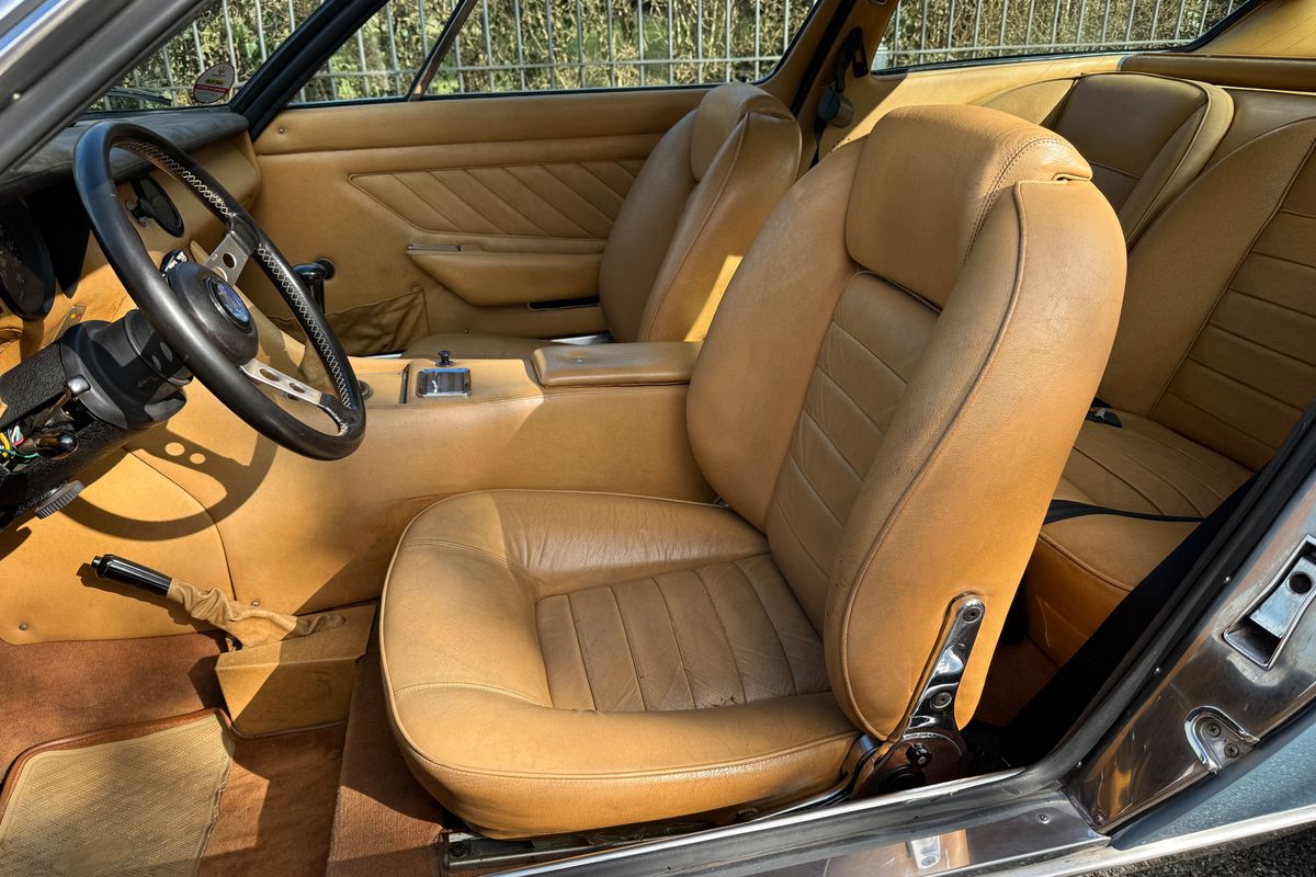 Maserati Indy 4900