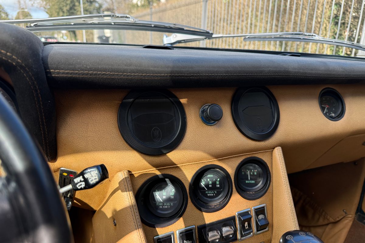 Maserati Indy 4900