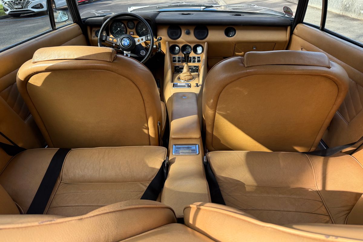 Maserati Indy 4900