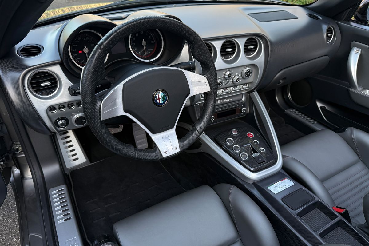Alfa Romeo 8C Spider