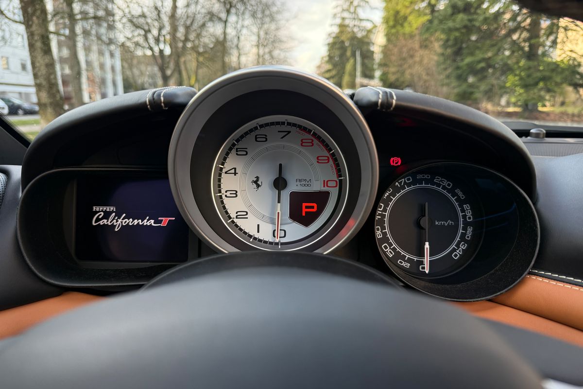 Ferrari California T