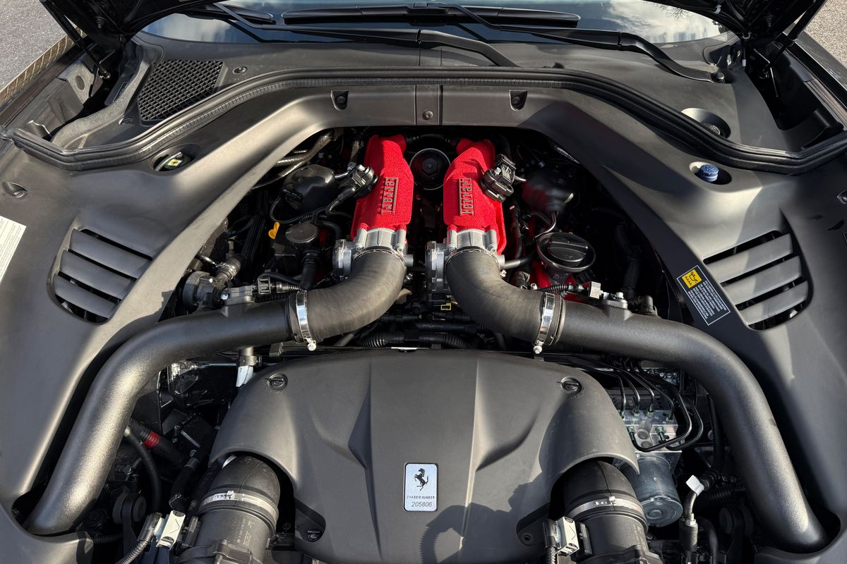 Ferrari California T