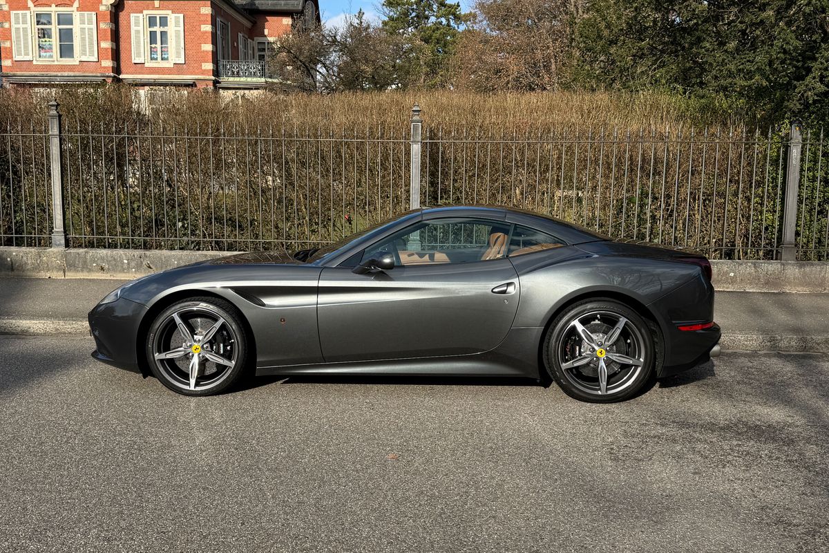Ferrari California T