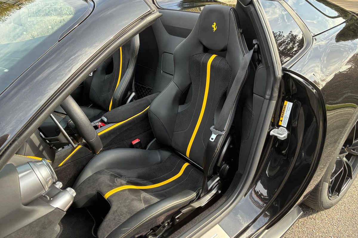 Ferrari 812 GTS