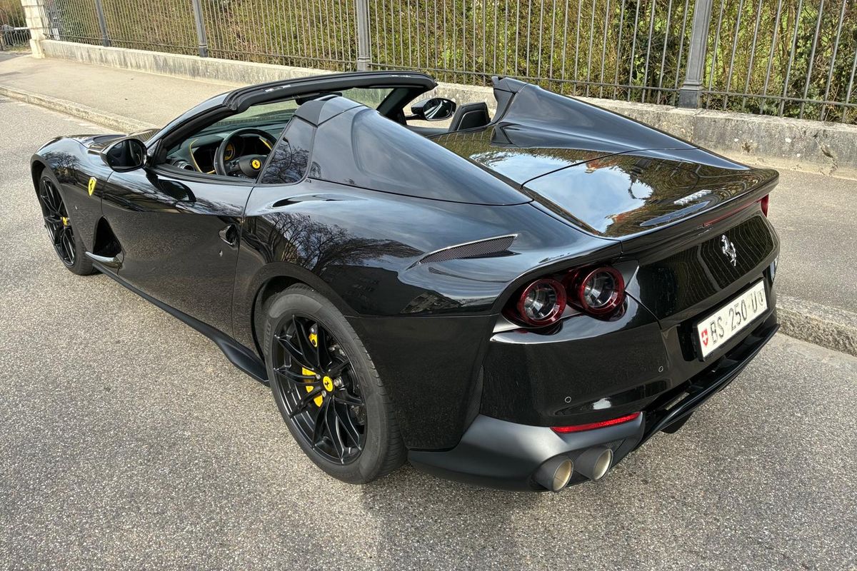 Ferrari 812 GTS