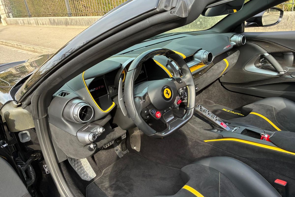 Ferrari 812 GTS