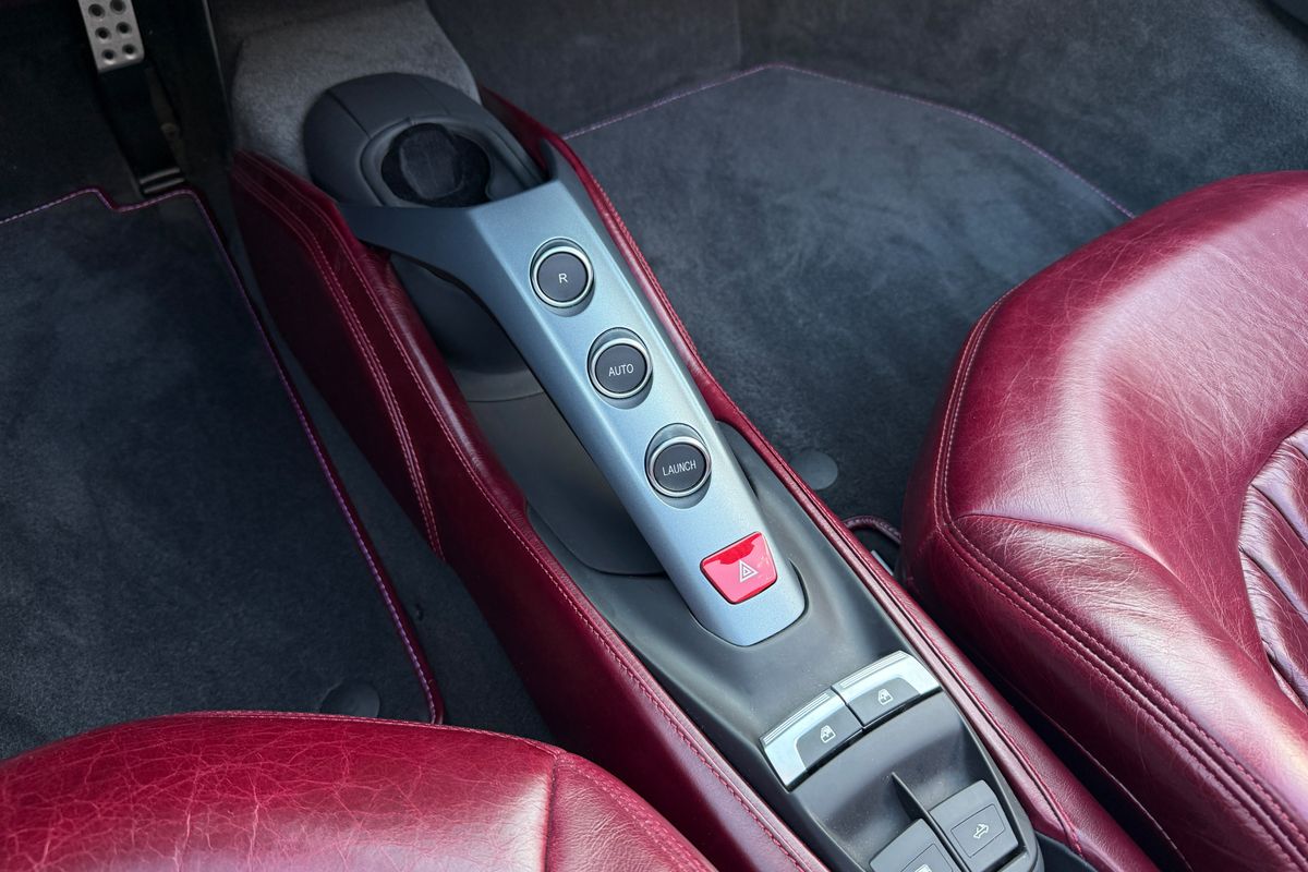 Ferrari 488 Spider 70th Anniversary "Tailor Made"
