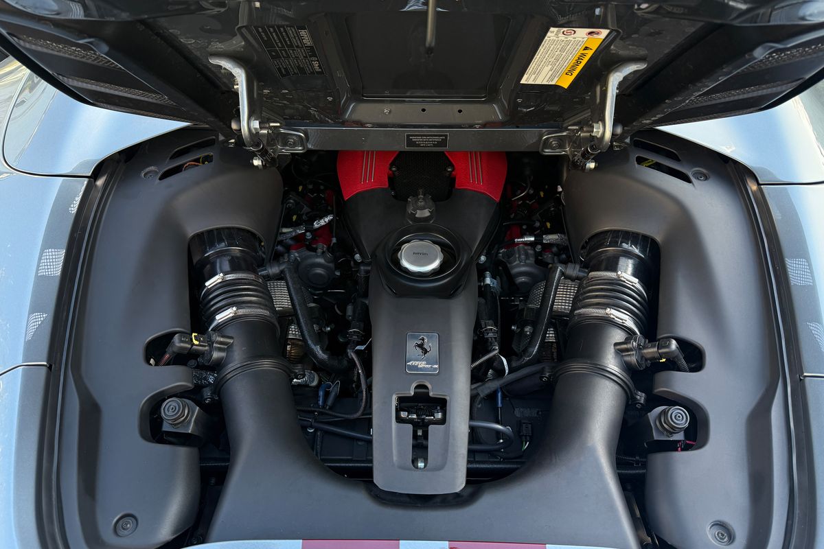 Ferrari 488 Spider 70th Anniversary "Tailor Made"