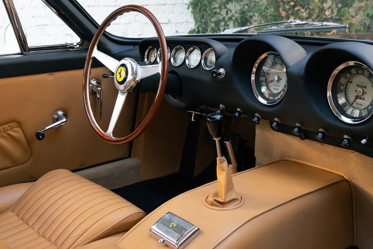 Ferrari 250 GT Lusso