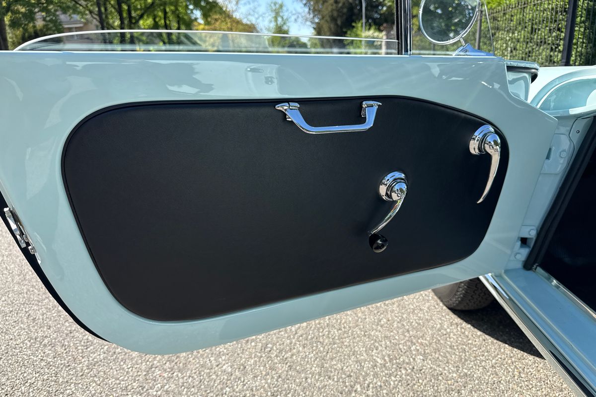 Alfa Romeo Giulia 1600 Spider Veloce