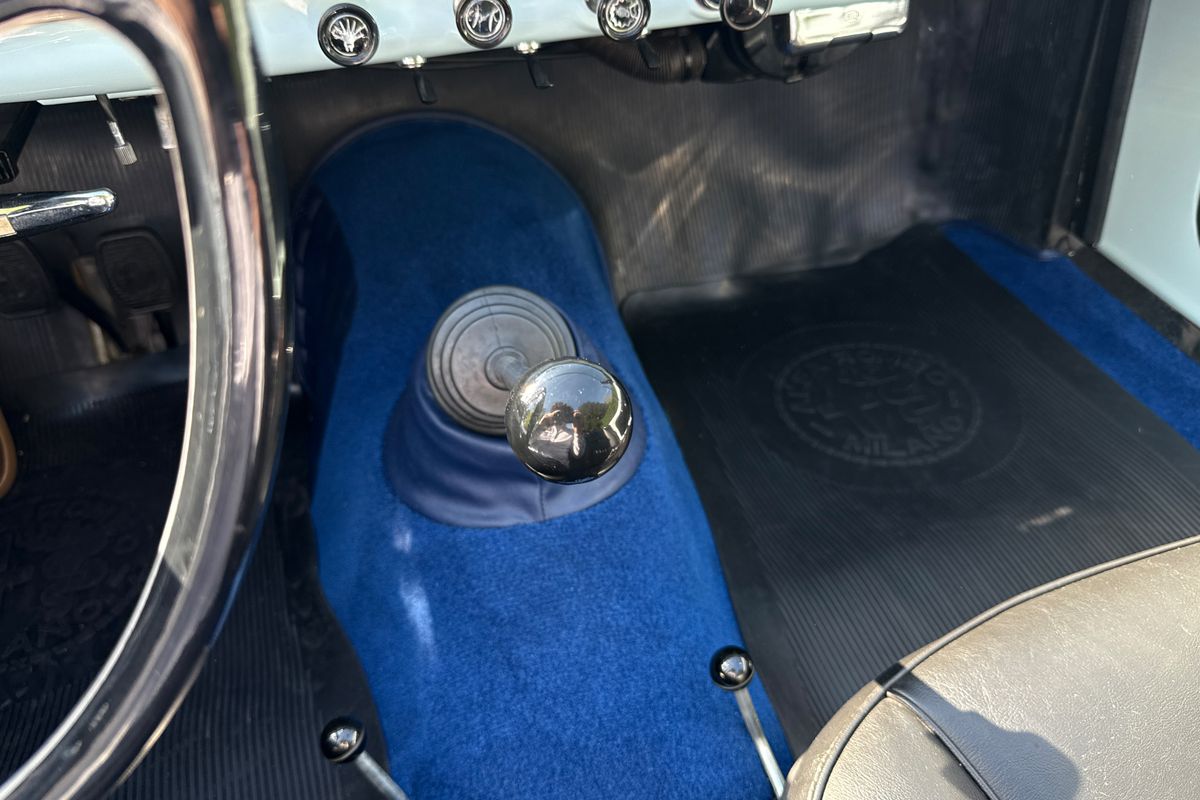 Alfa Romeo Giulia 1600 Spider Veloce