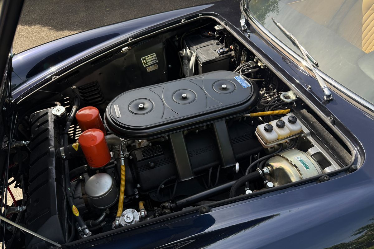 Ferrari 330 GTC