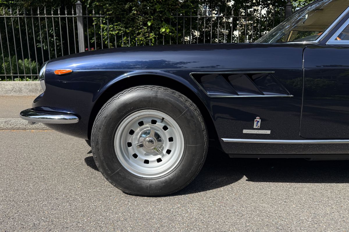 Ferrari 330 GTC
