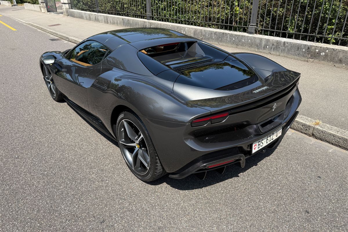 Ferrari 296 GTS
