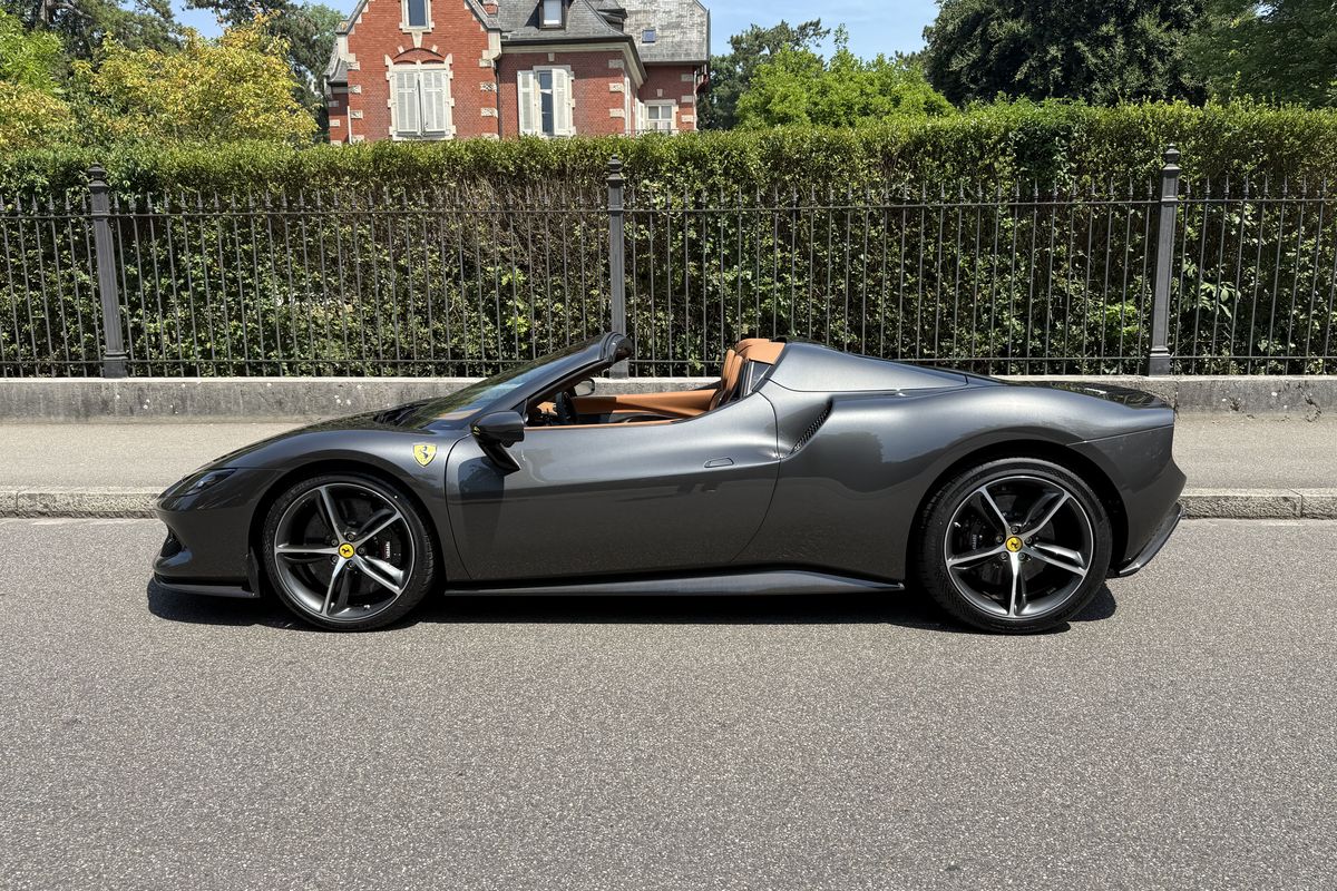 Ferrari 296 GTS