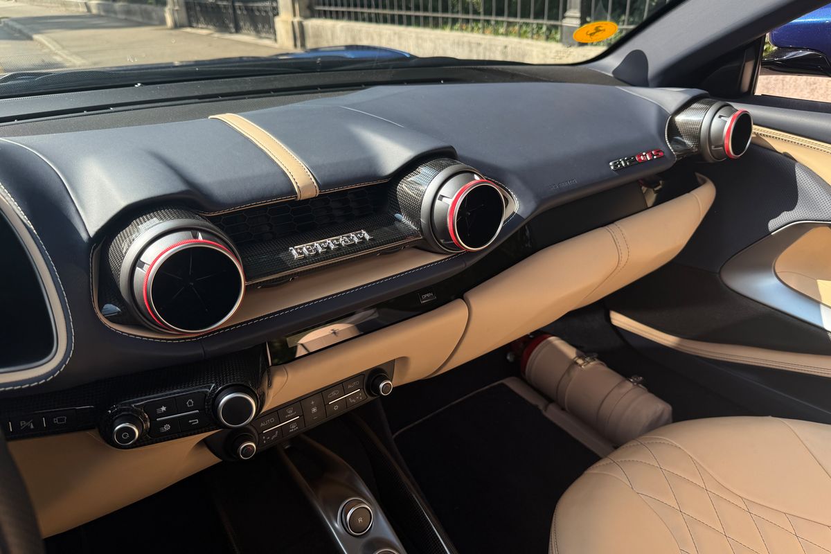 Ferrari 812 GTS
