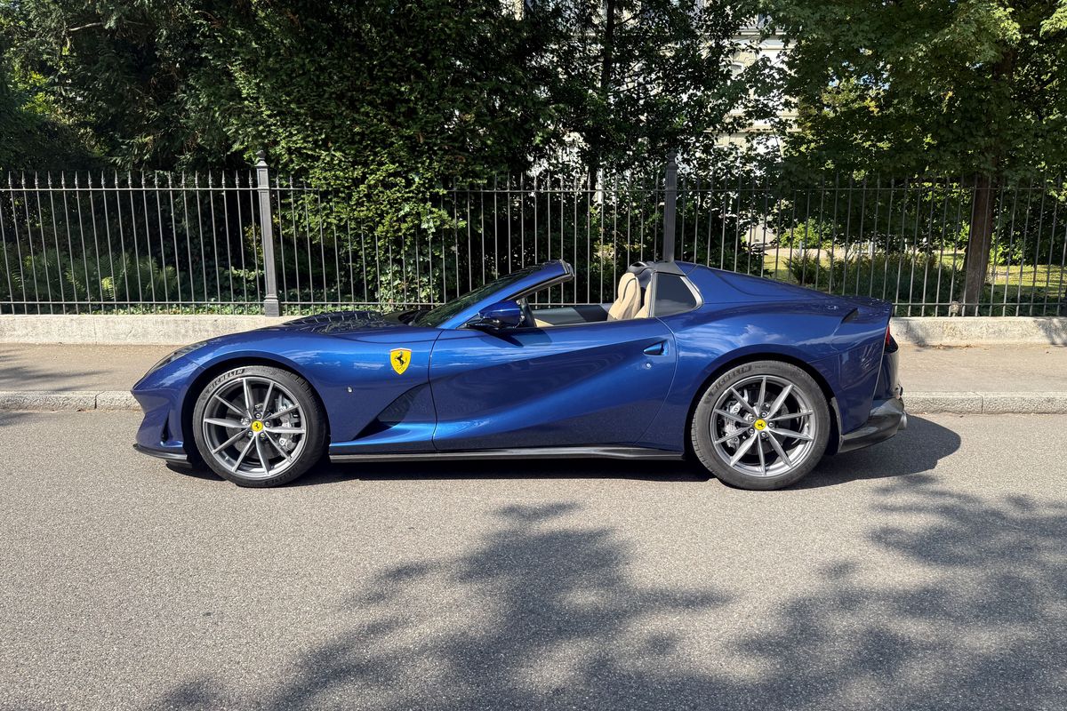 Ferrari 812 GTS