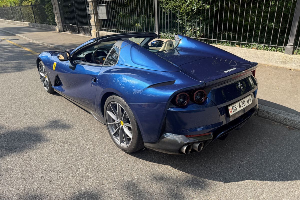Ferrari 812 GTS