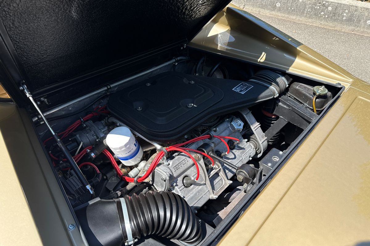 Ferrari Dino 308 GT4