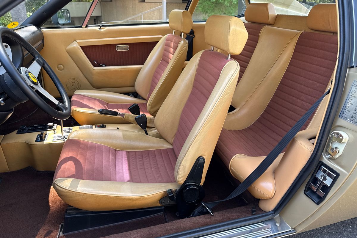 Ferrari Dino 308 GT4