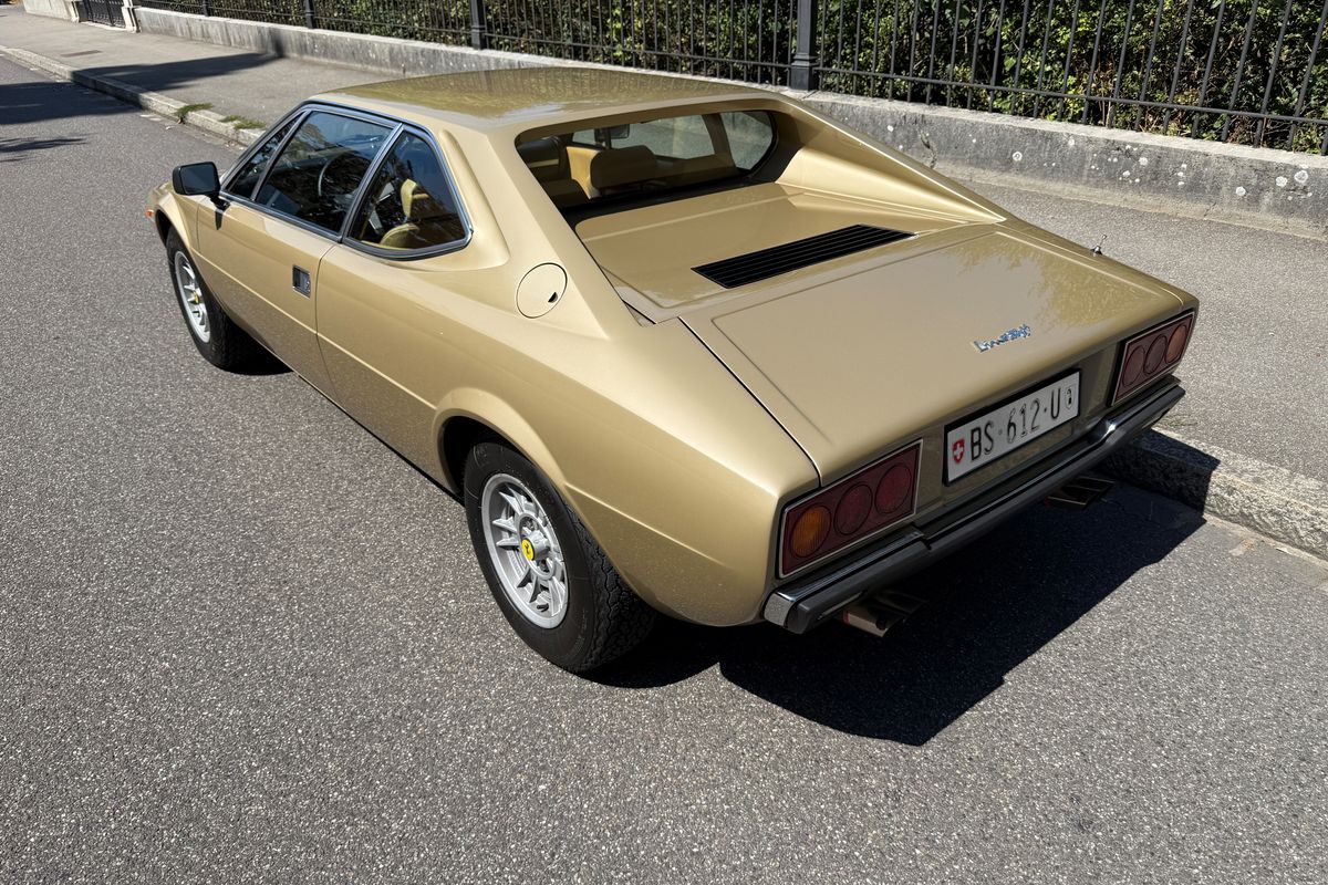 Ferrari Dino 308 GT4