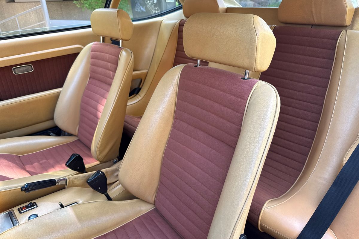 Ferrari Dino 308 GT4