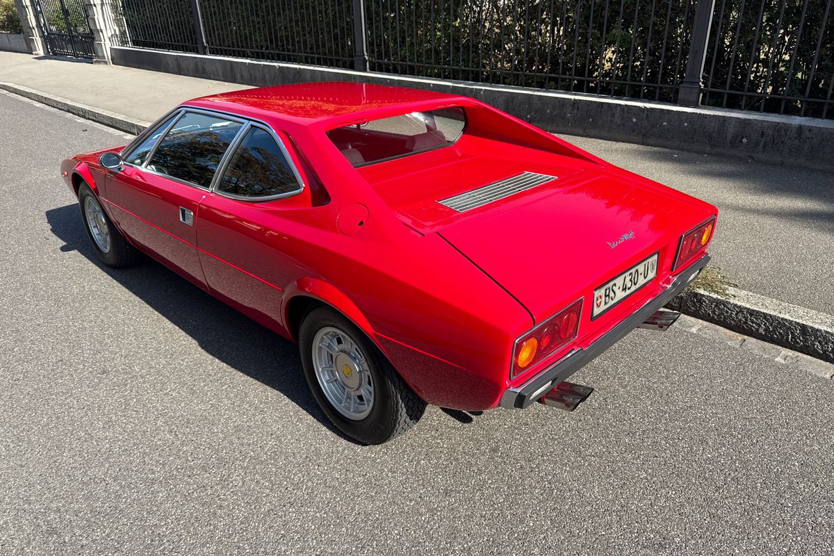 Ferrari Dino 208 GT4