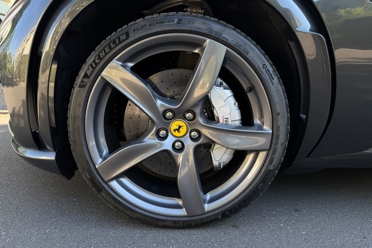 Ferrari Purosangue
