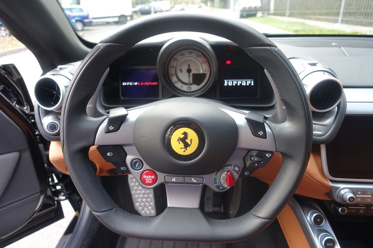 Ferrari GTC4 Lusso