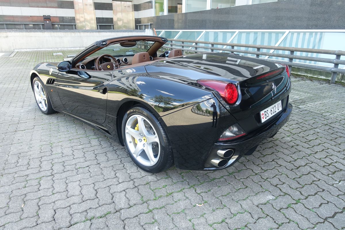 Ferrari California
