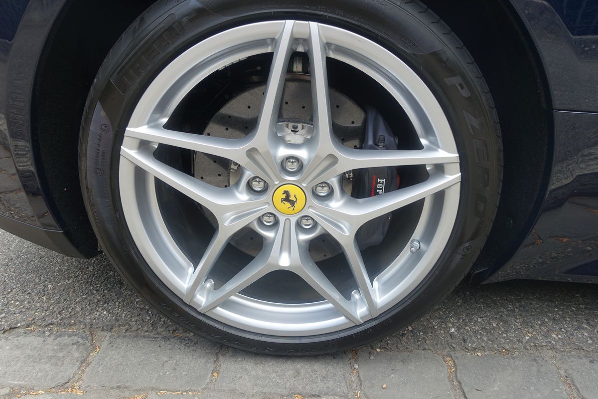 Ferrari California T