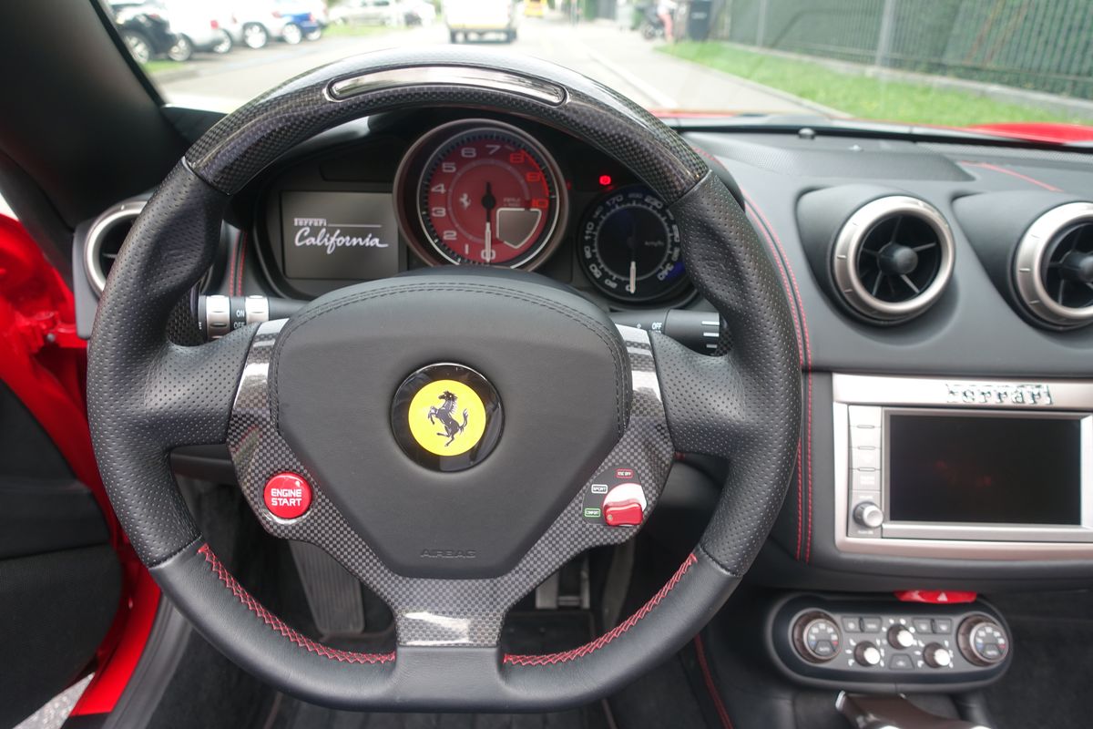 Ferrari California 30