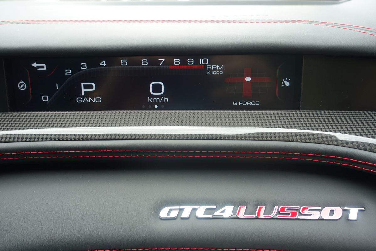 Ferrari GTC4 Lusso T