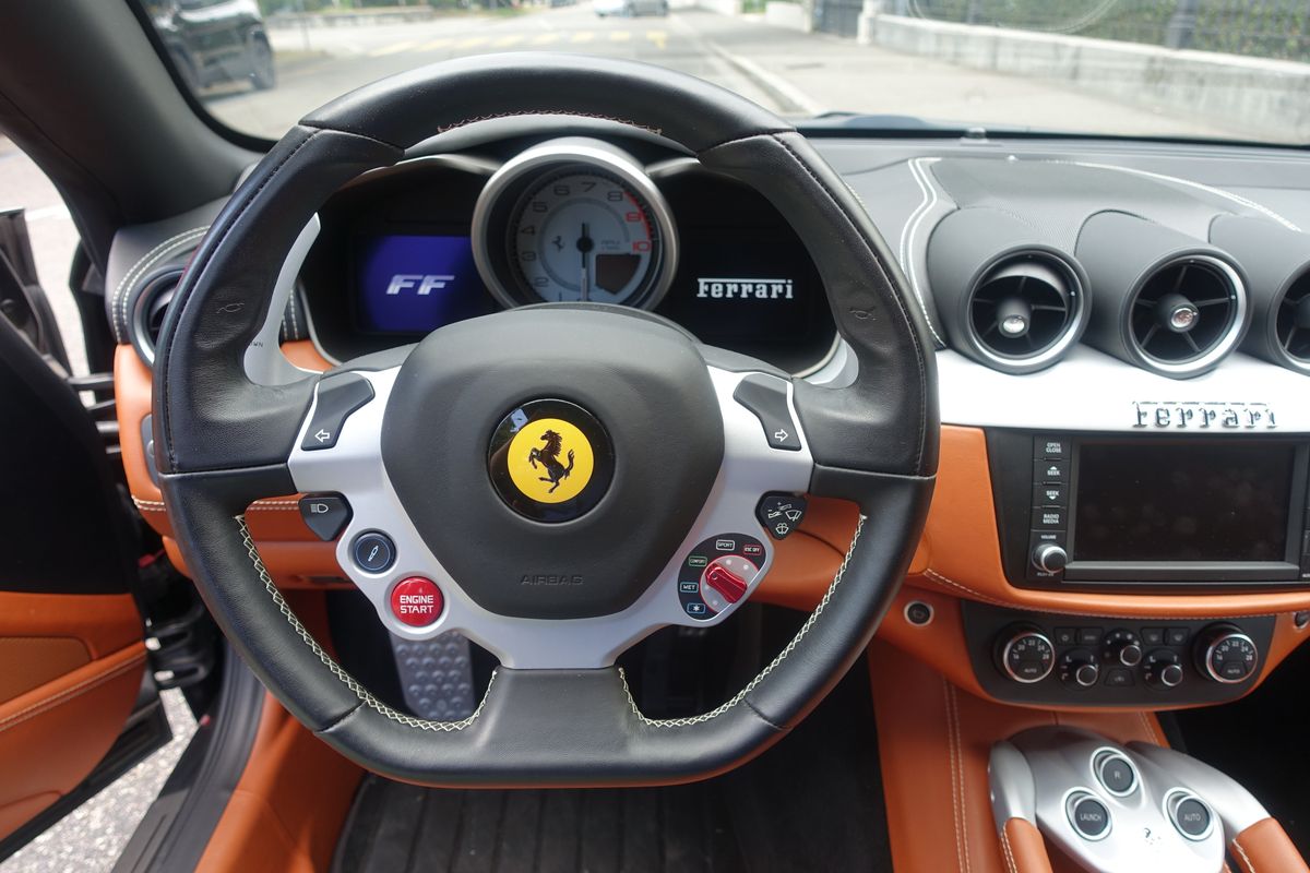 Ferrari FF